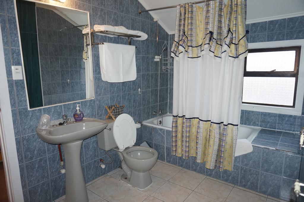 Hostal Ovejero 蓬塔阿雷纳斯 外观 照片
